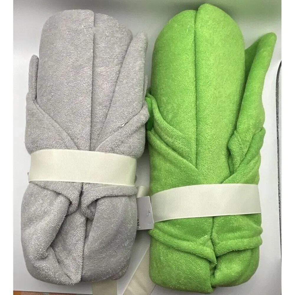 Moon‎ and Stars Gray Cat & Dinosaur Baby Hooded Bath Towels